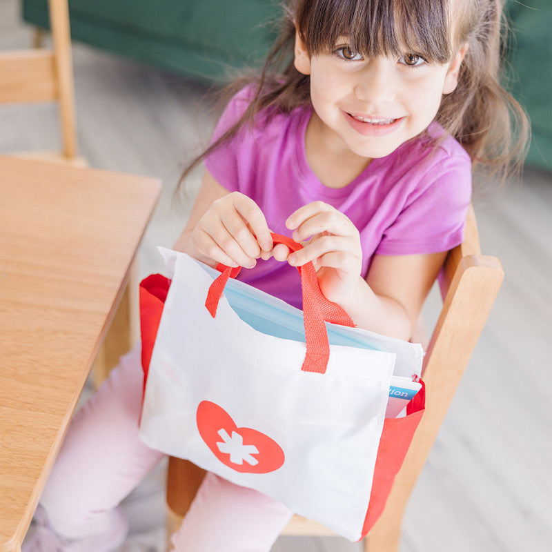 Melissa & Doug Get Well Doctor’s Kit Pretend Play Set – 25 Toy Pieces for Preschool Girls, Boys