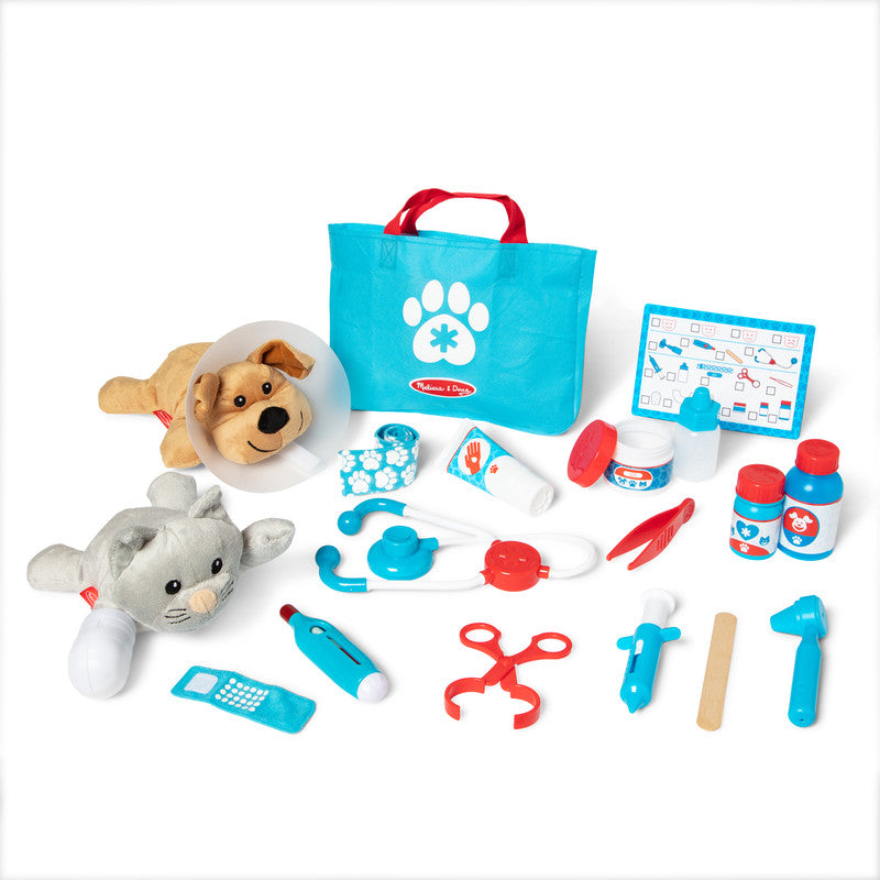 Melissa & Doug Examine and Treat Pet Vet Play Set (24 pcs)