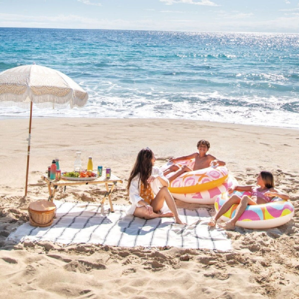 INTEX Timeless Classic Inflatable Tube – Heavy-Duty Transparent Swim Ring for Pool and Beach Lounging - Image 3