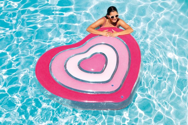 INTEX Sweetheart Inflatable Pool Float – Romantic Heart-Shaped Red Swim Ring for Pool and Beach - Image 2