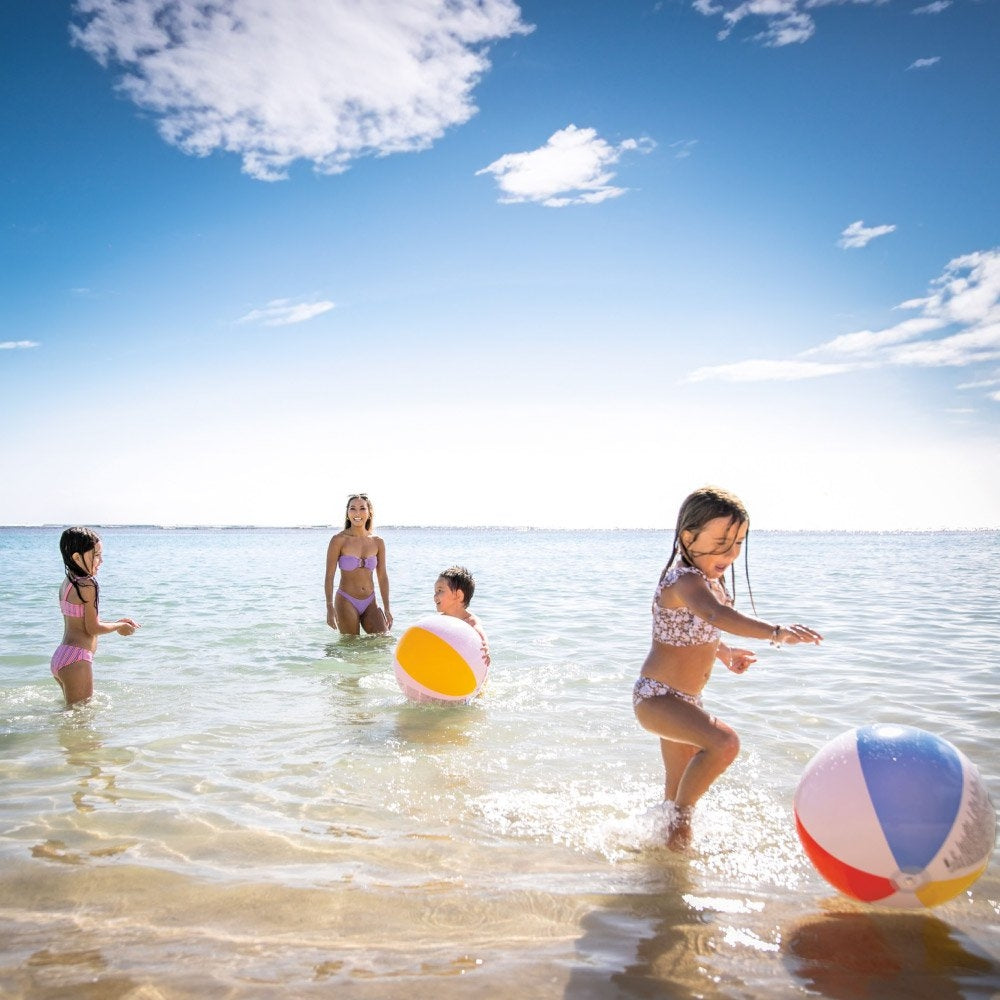 INTEX 20in Glossy Panel Beach Ball – Classic Multi-Color Inflatable Ball for Backyard & Beach Games - Image 4