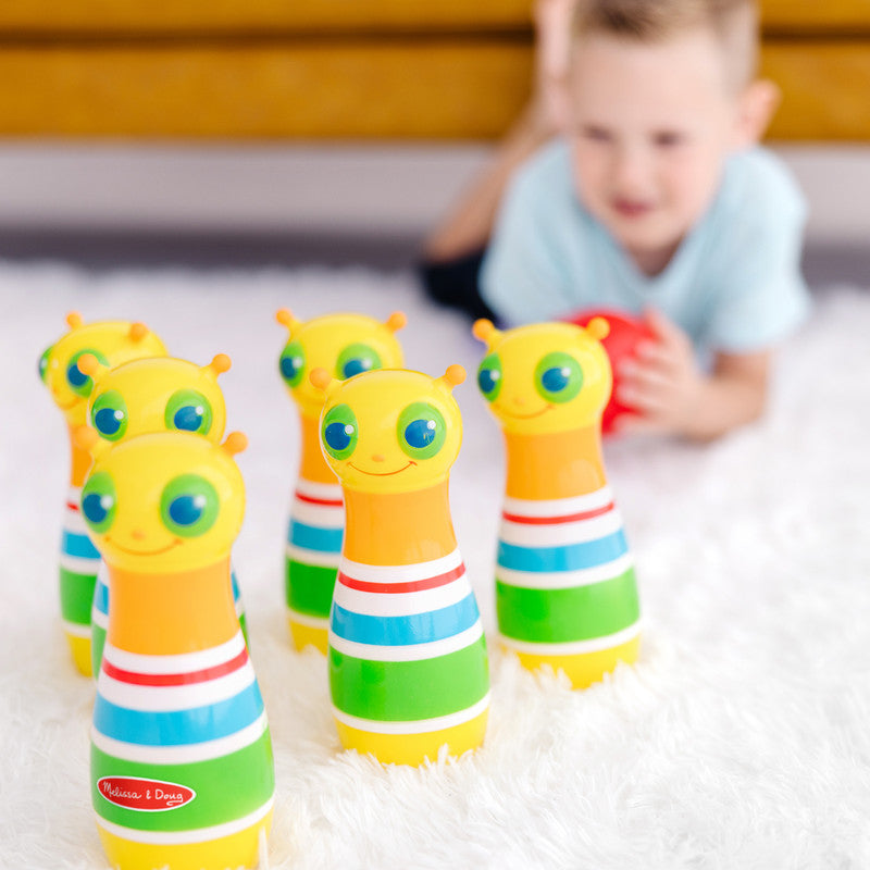 SMD _MELISSA & DOUG _SPIN MASTER Melissa & Doug Sunny Patch Giddy Buggy Bowling Action Game - 6 Bug Pins, 1 Plastic Ball - Image 3