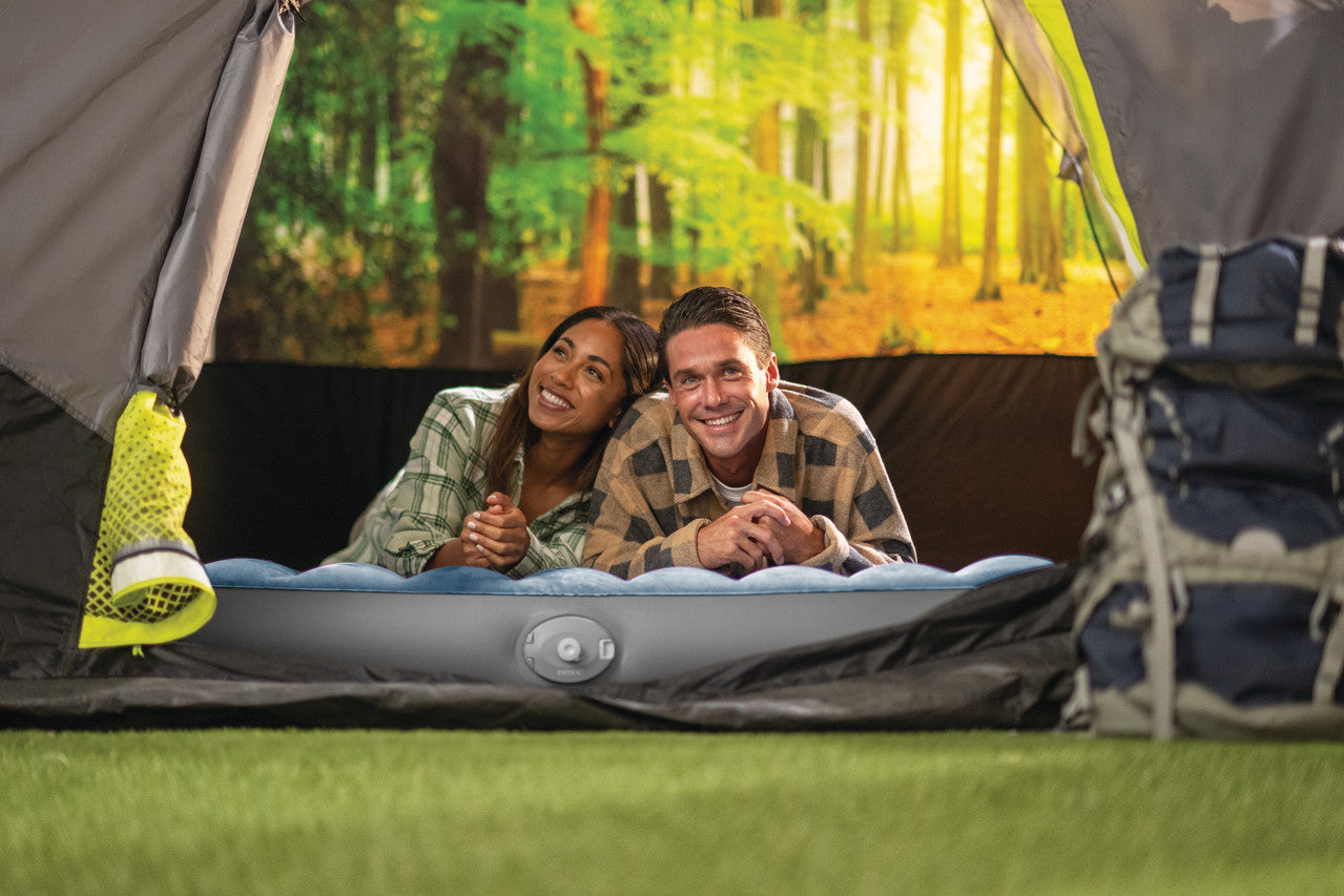 INTEX Queen Dura-Beam Prestige Downy Airbed – Elevated Inflatable Guest Bed with High-Power Built-in Pump - Image 4
